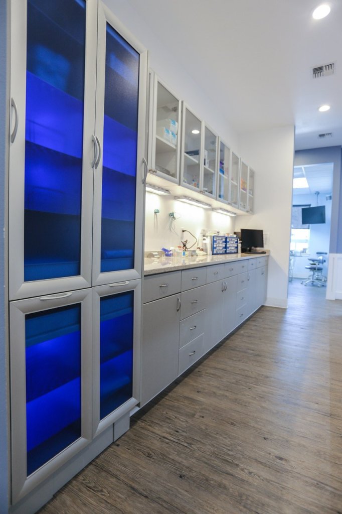 An image of the back office of Alexandroff Dental